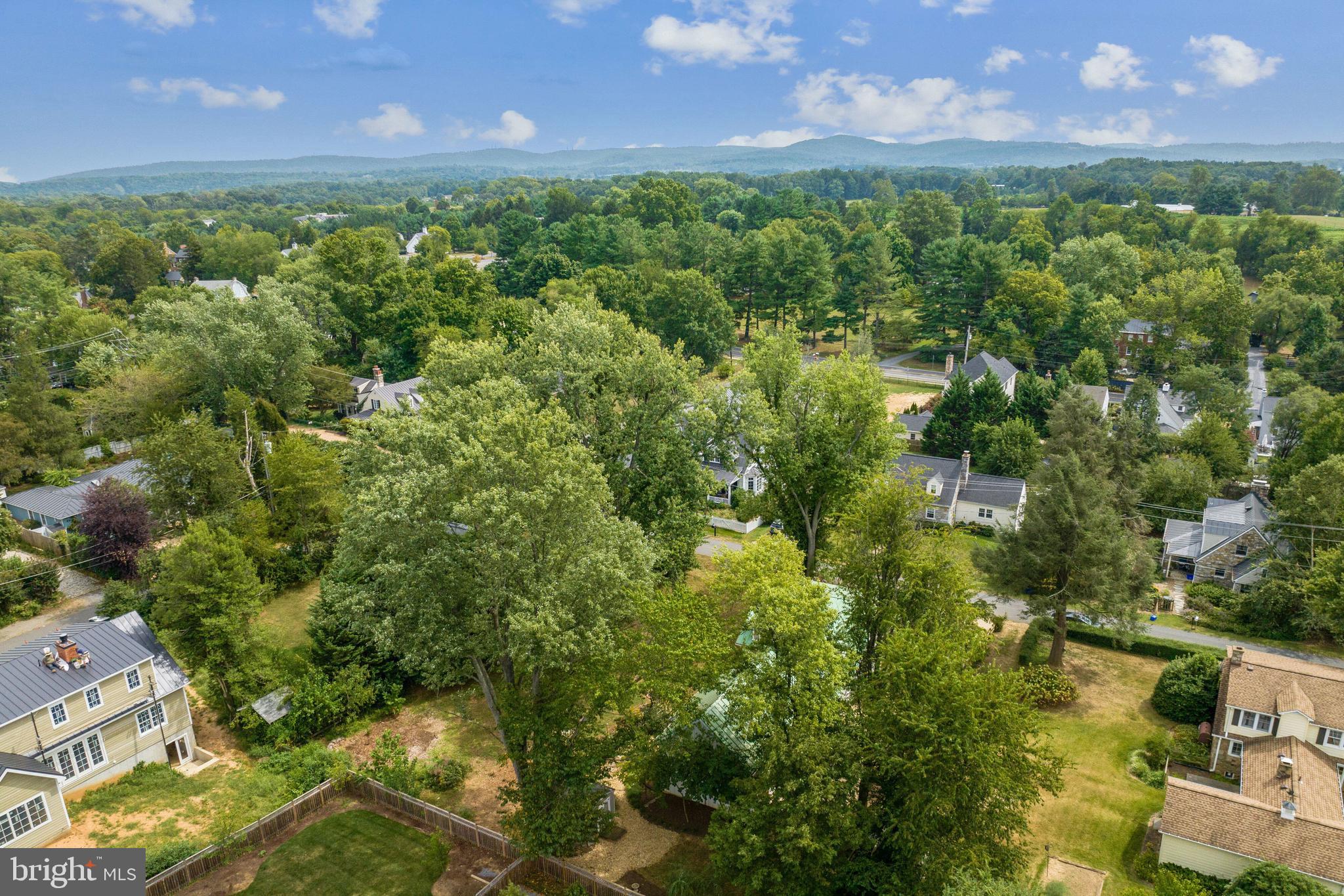 RIDGEVIEW - Residential