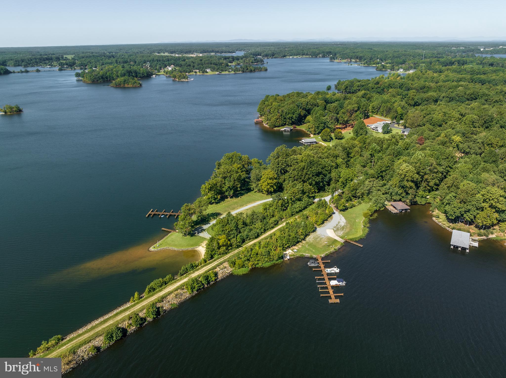 BOTH WATERS ESTATES - Residential