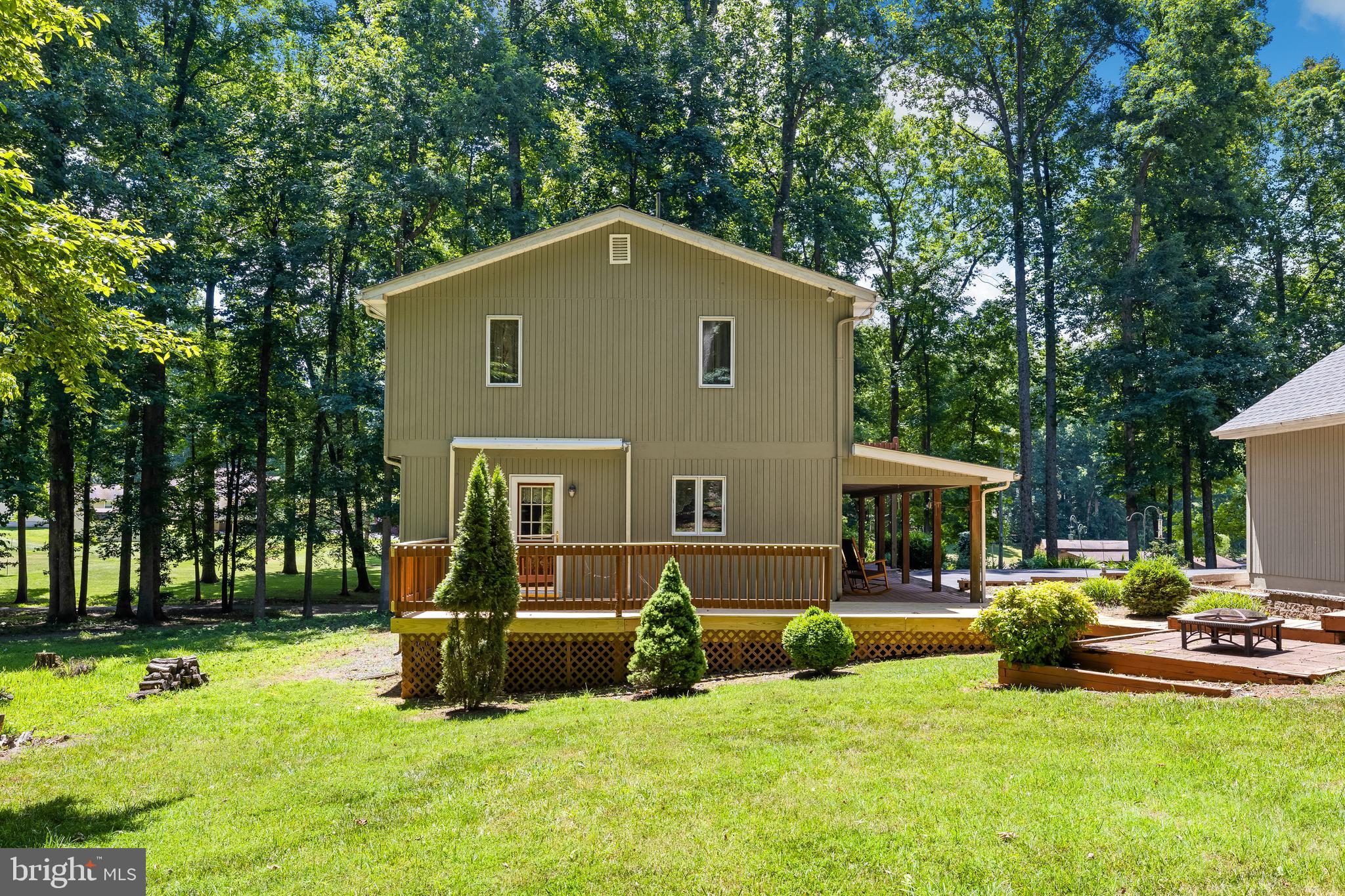 BOTH WATERS ESTATES - Residential