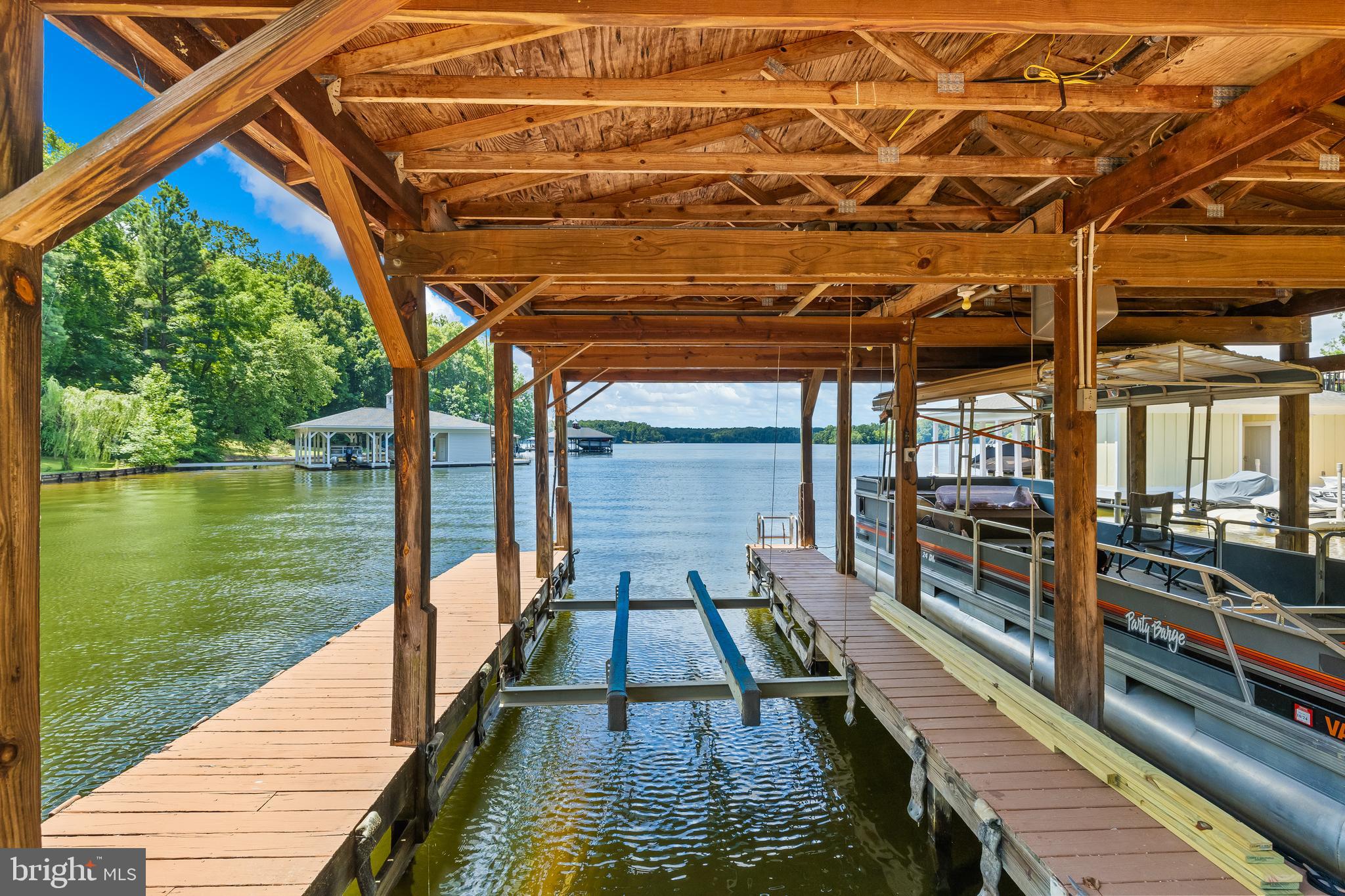 BOTH WATERS ESTATES - Residential