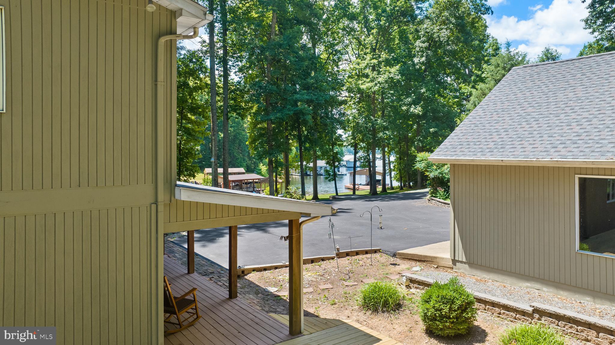 BOTH WATERS ESTATES - Residential