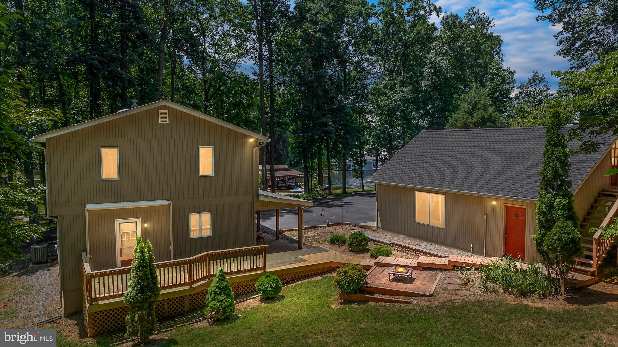 BOTH WATERS ESTATES - Residential