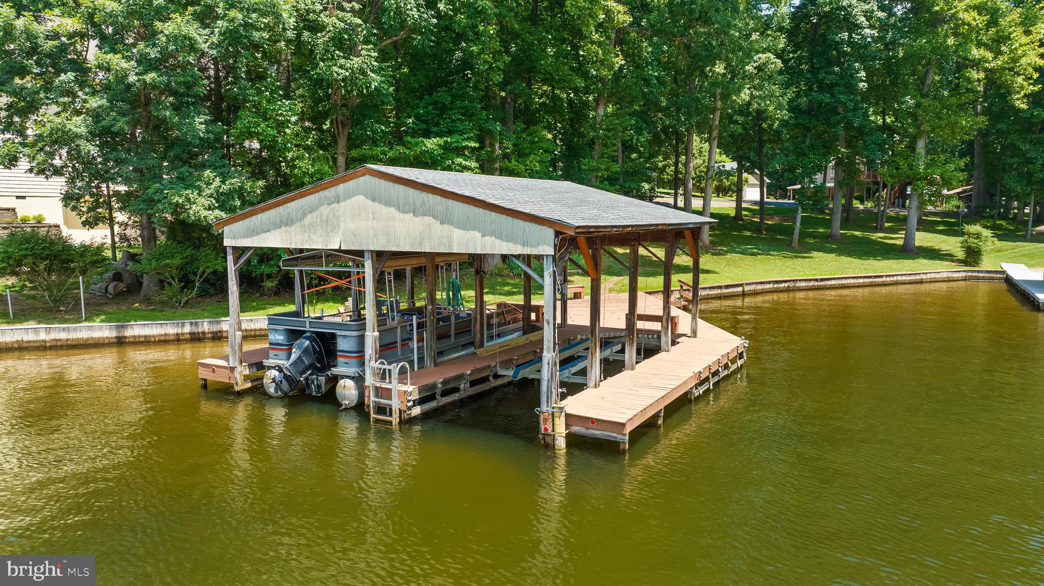 BOTH WATERS ESTATES - Residential