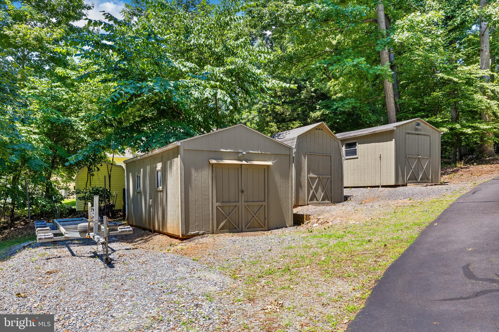 BOTH WATERS ESTATES - Residential