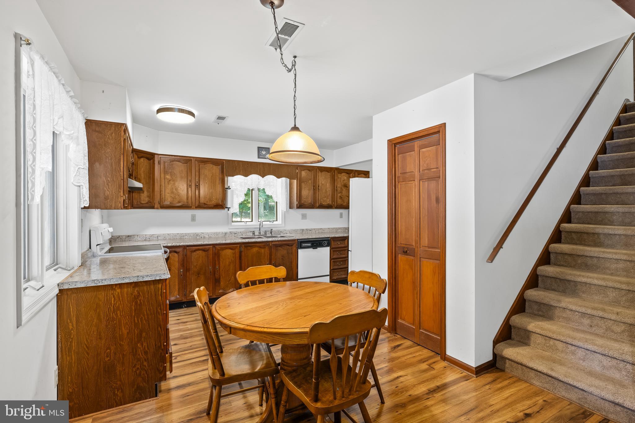 BOTH WATERS ESTATES - Residential