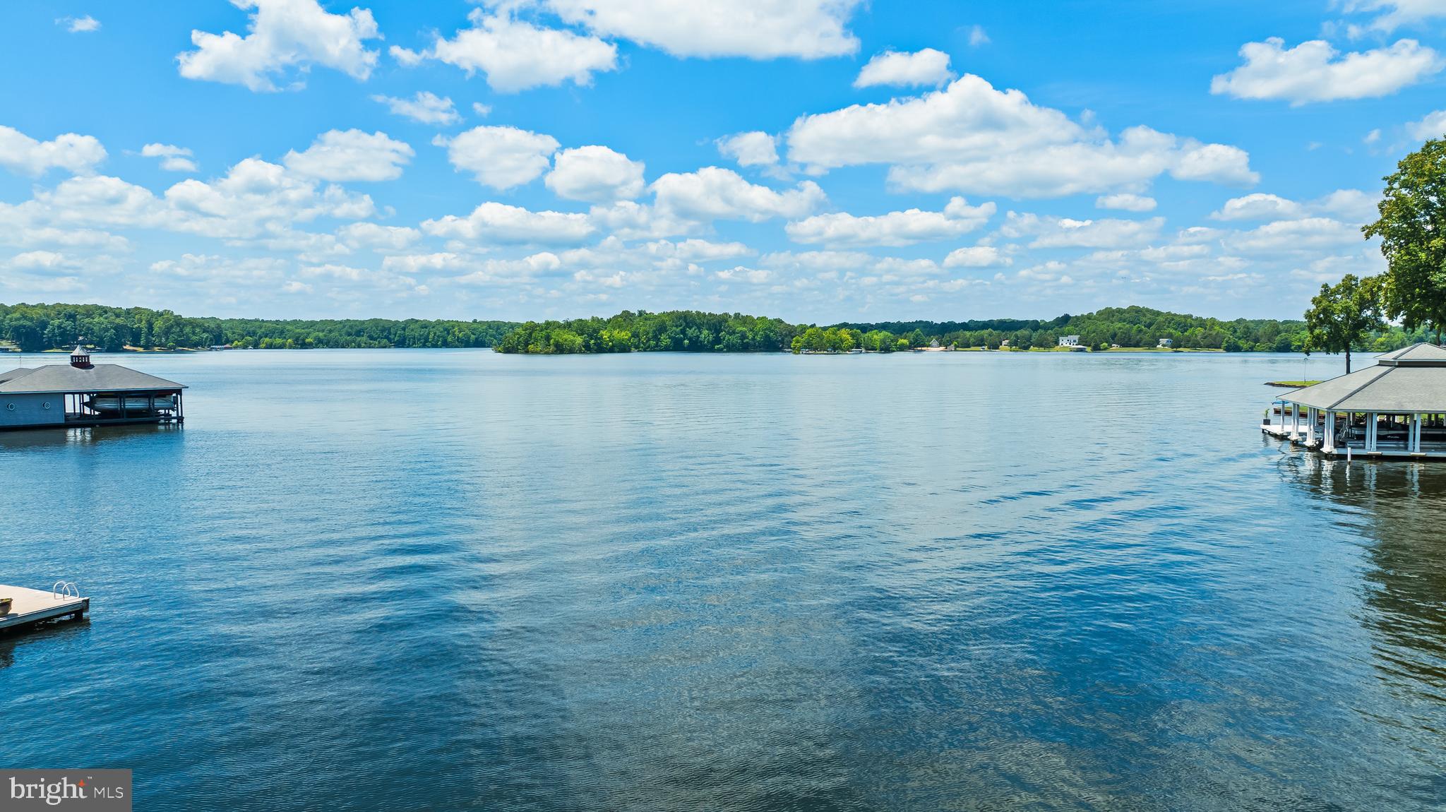 BOTH WATERS ESTATES - Residential