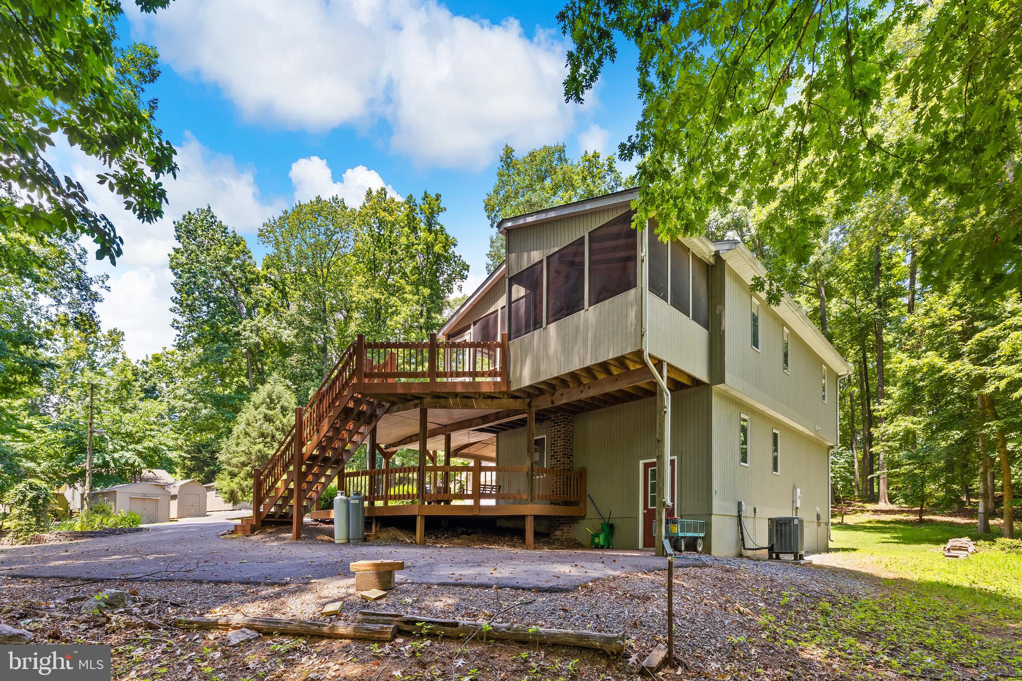 BOTH WATERS ESTATES - Residential