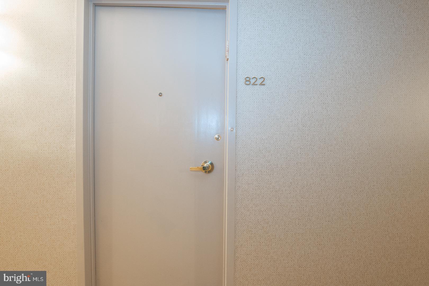 PRESIDENTIAL ESTS - Residential Lease