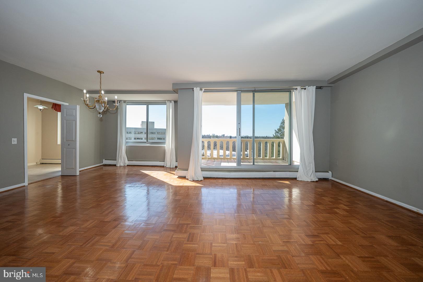 PRESIDENTIAL ESTS - Residential Lease