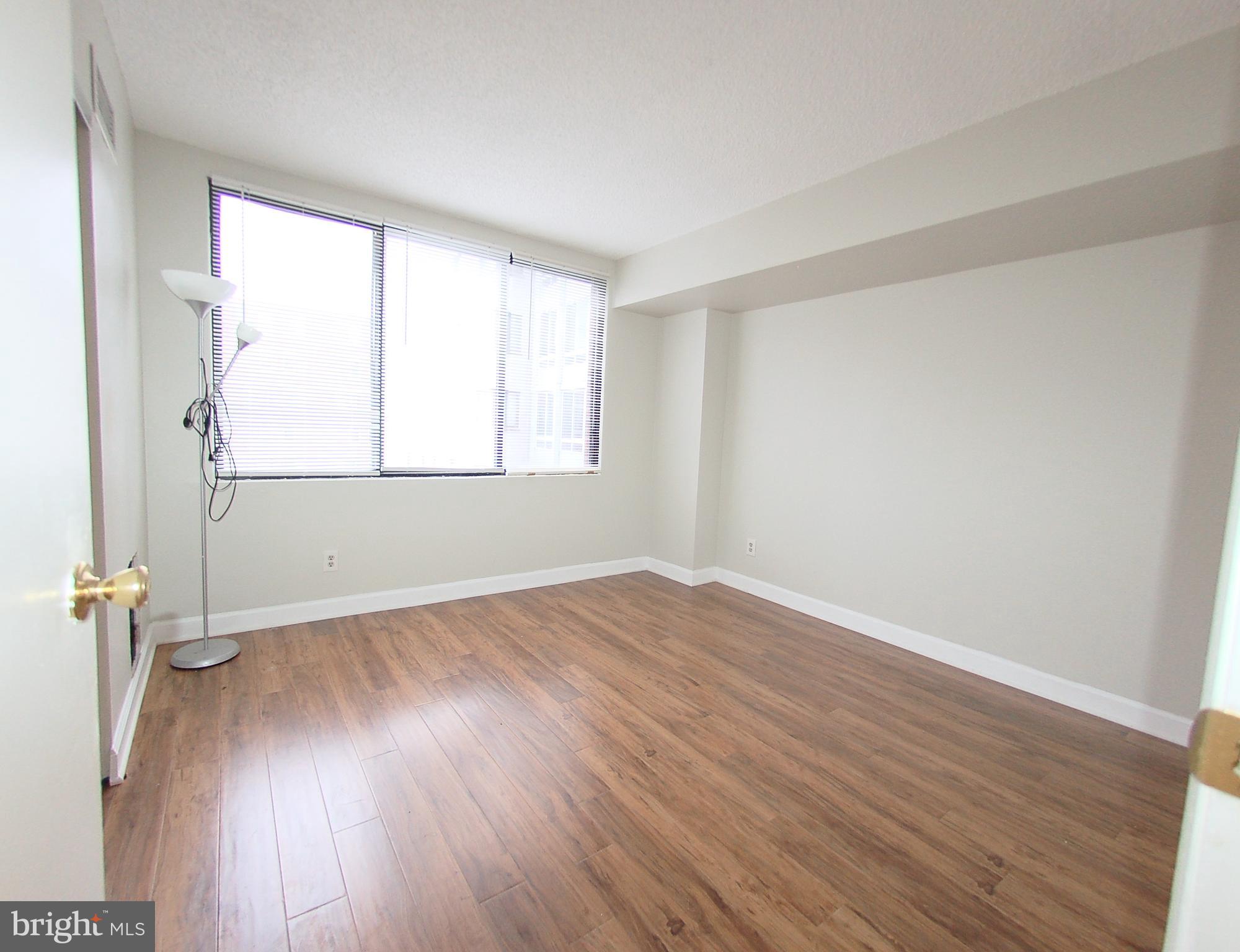 LOGAN CIRCLE - Residential Lease