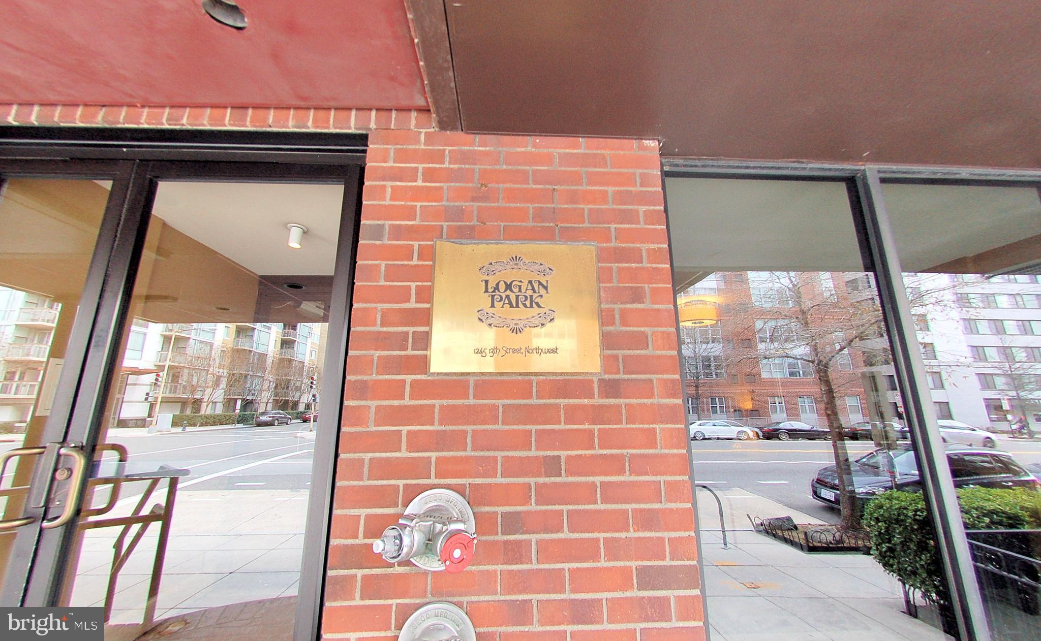 LOGAN CIRCLE - Residential Lease