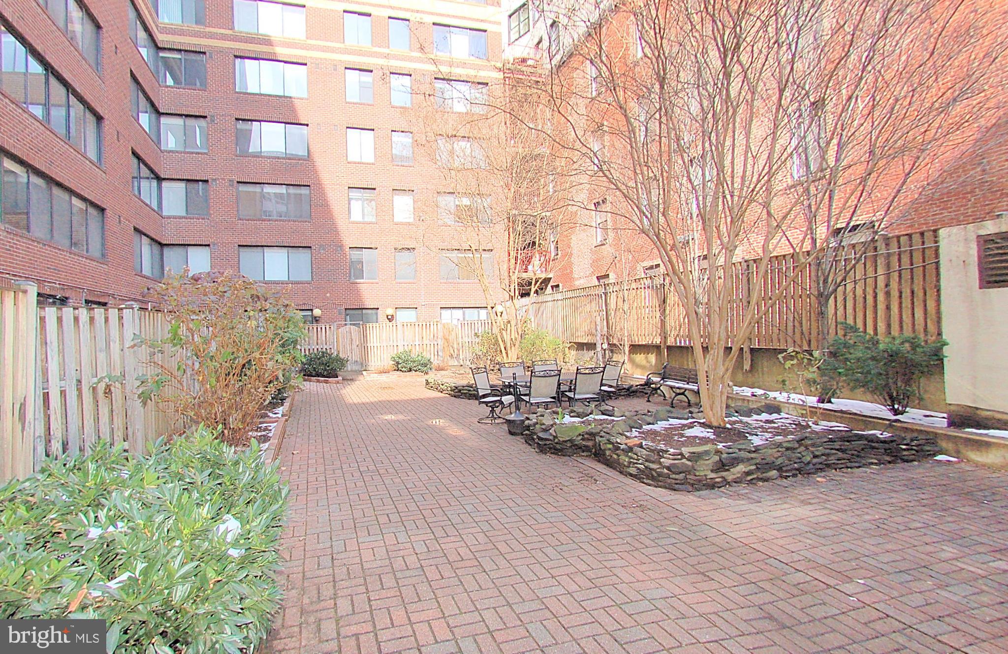 LOGAN CIRCLE - Residential Lease