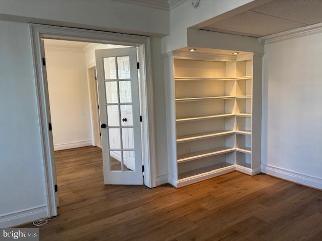 COLONIAL VILLAGE - Residential Lease