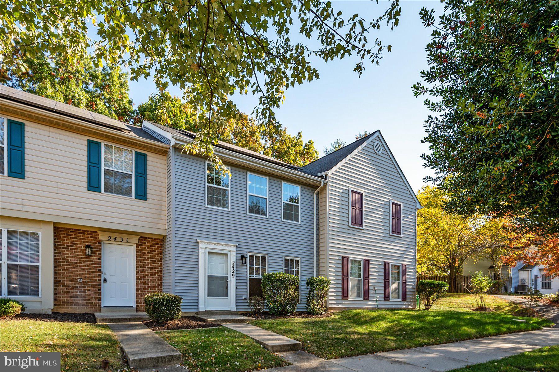 ROSECROFT VILLAGE PLAT T - Residential