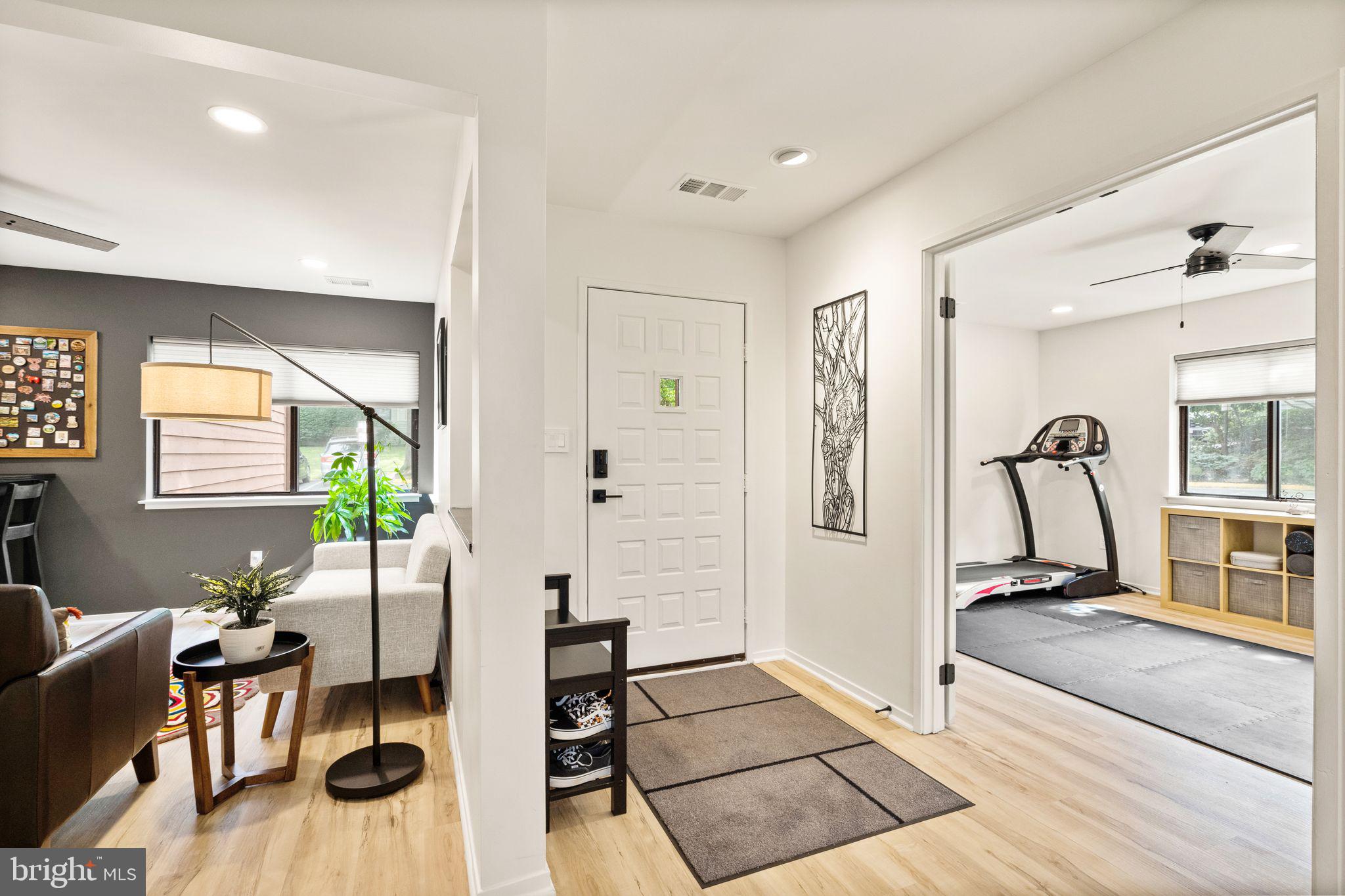 RESTON - Residential Lease