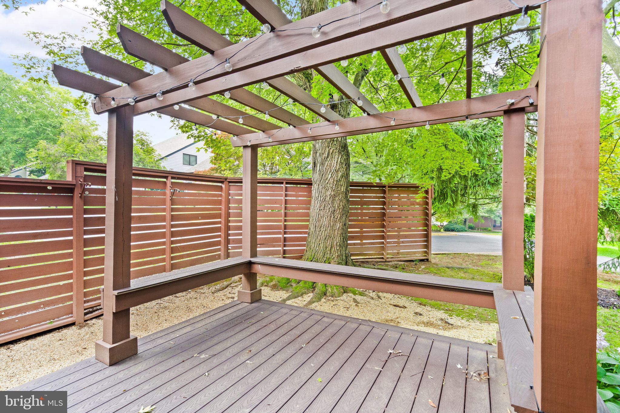 RESTON - Residential Lease