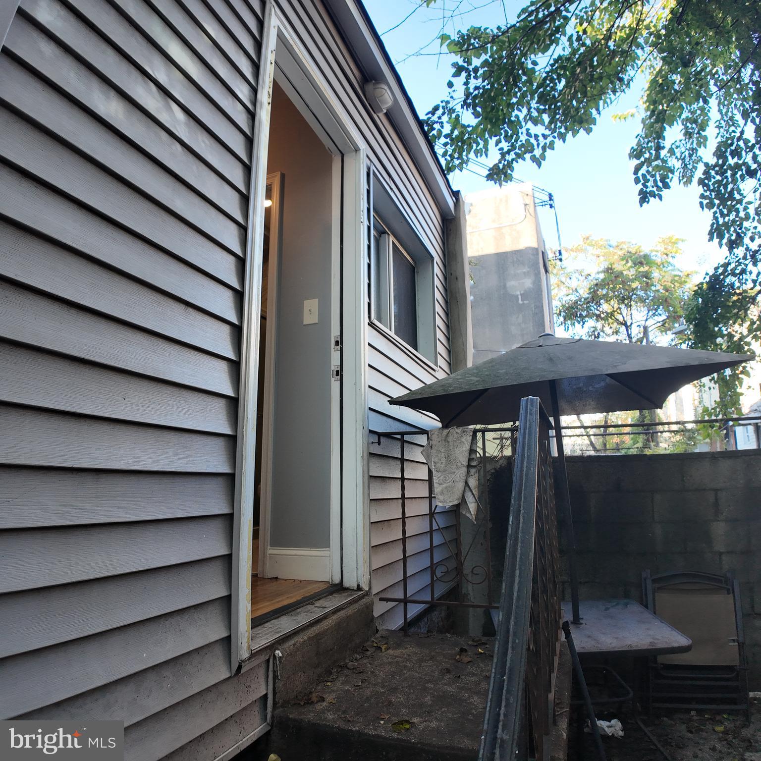 WEST PHILADELPHIA - Residential