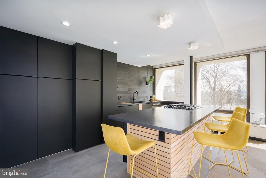 Photo of 220 Locust Street #2D, PHILADELPHIA, PA 19106 (MLS # PAPH2531798)