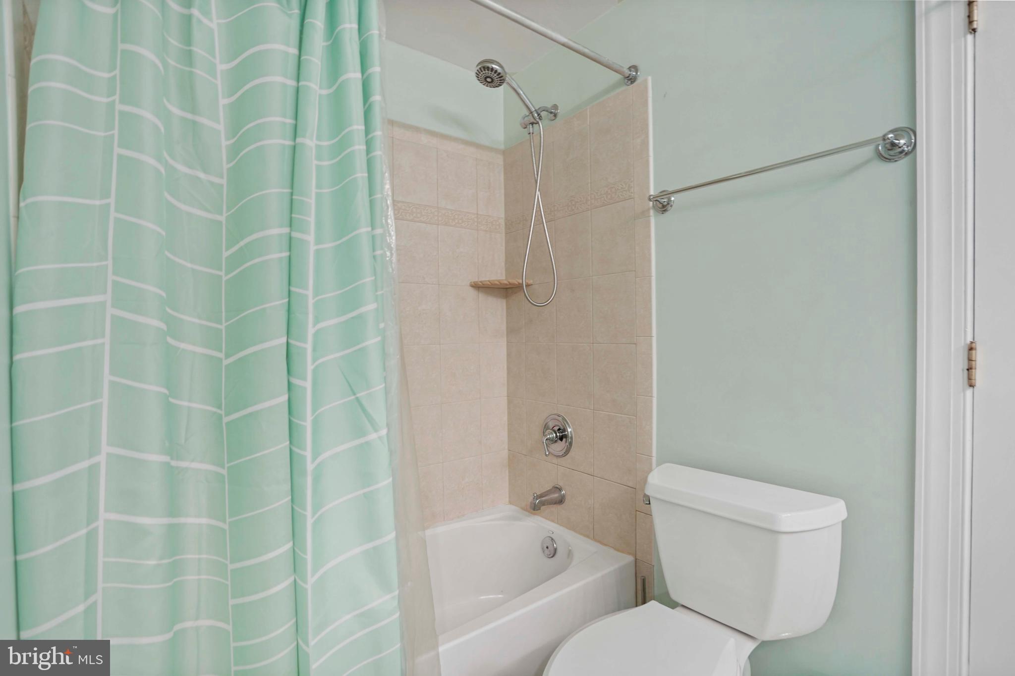 THOMPSONS CREST - Residential