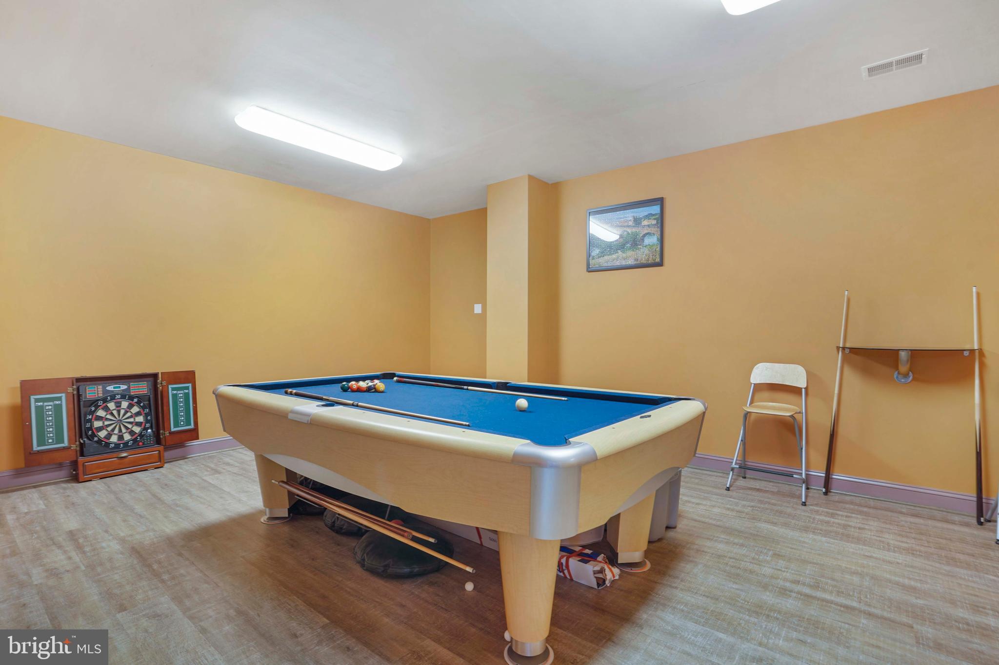 THOMPSONS CREST - Residential