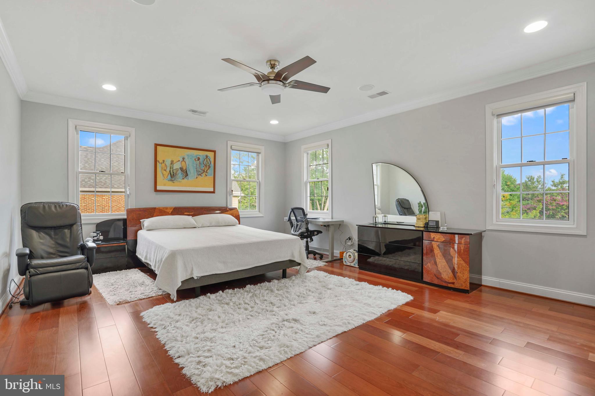 THOMPSONS CREST - Residential