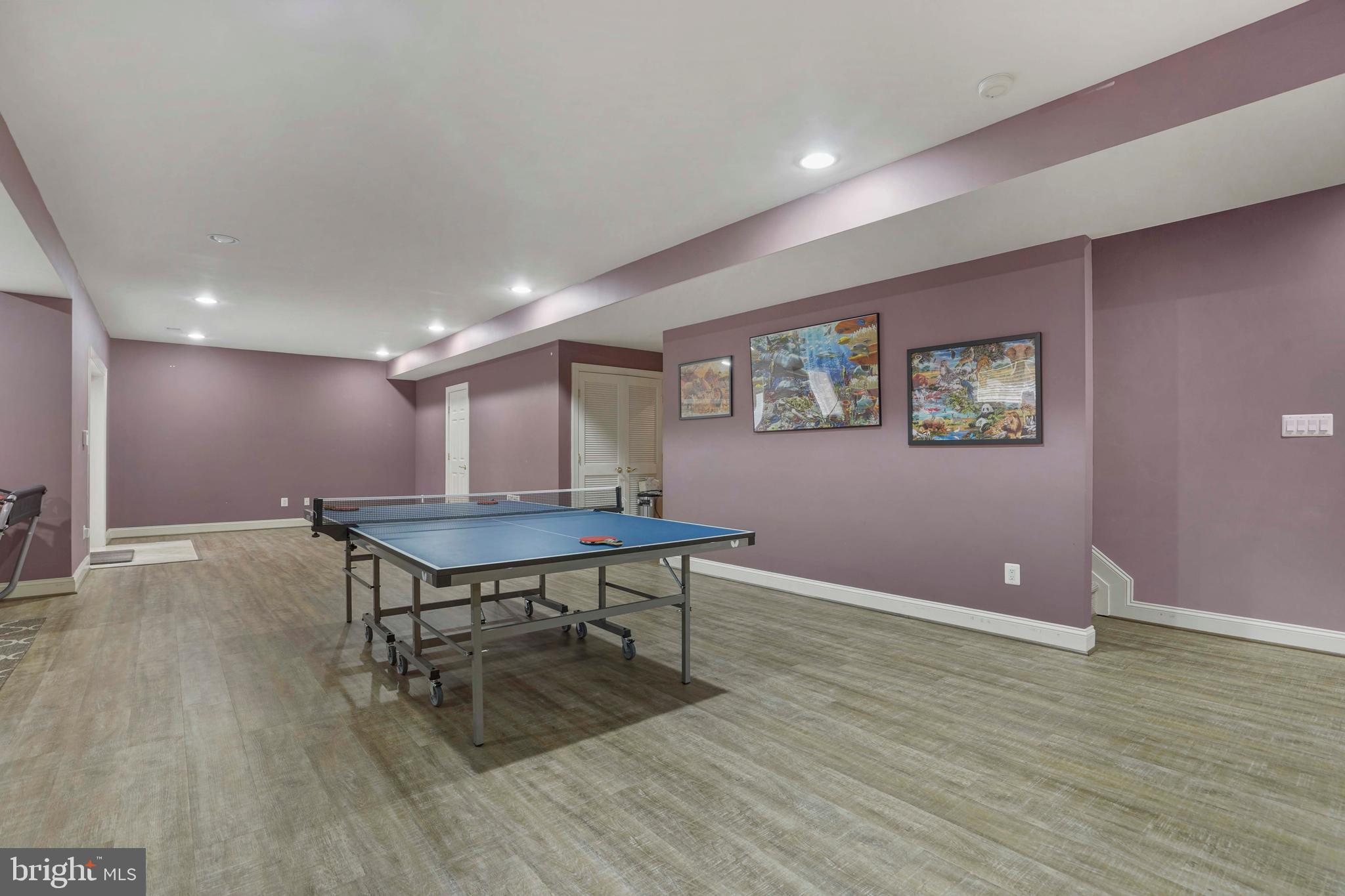 THOMPSONS CREST - Residential