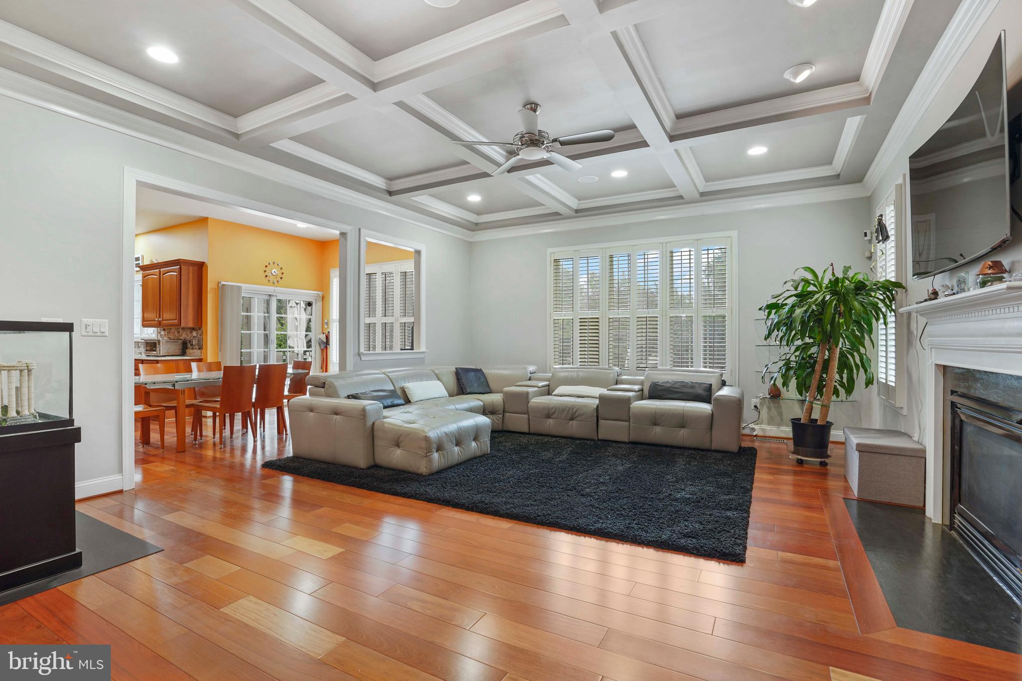 THOMPSONS CREST - Residential