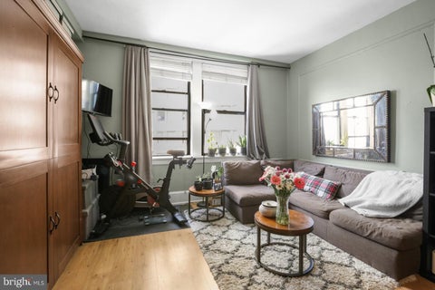 Condo For Rent - 1324 Locust Street #1418<br/> PHILADELPHIA, PA 19107