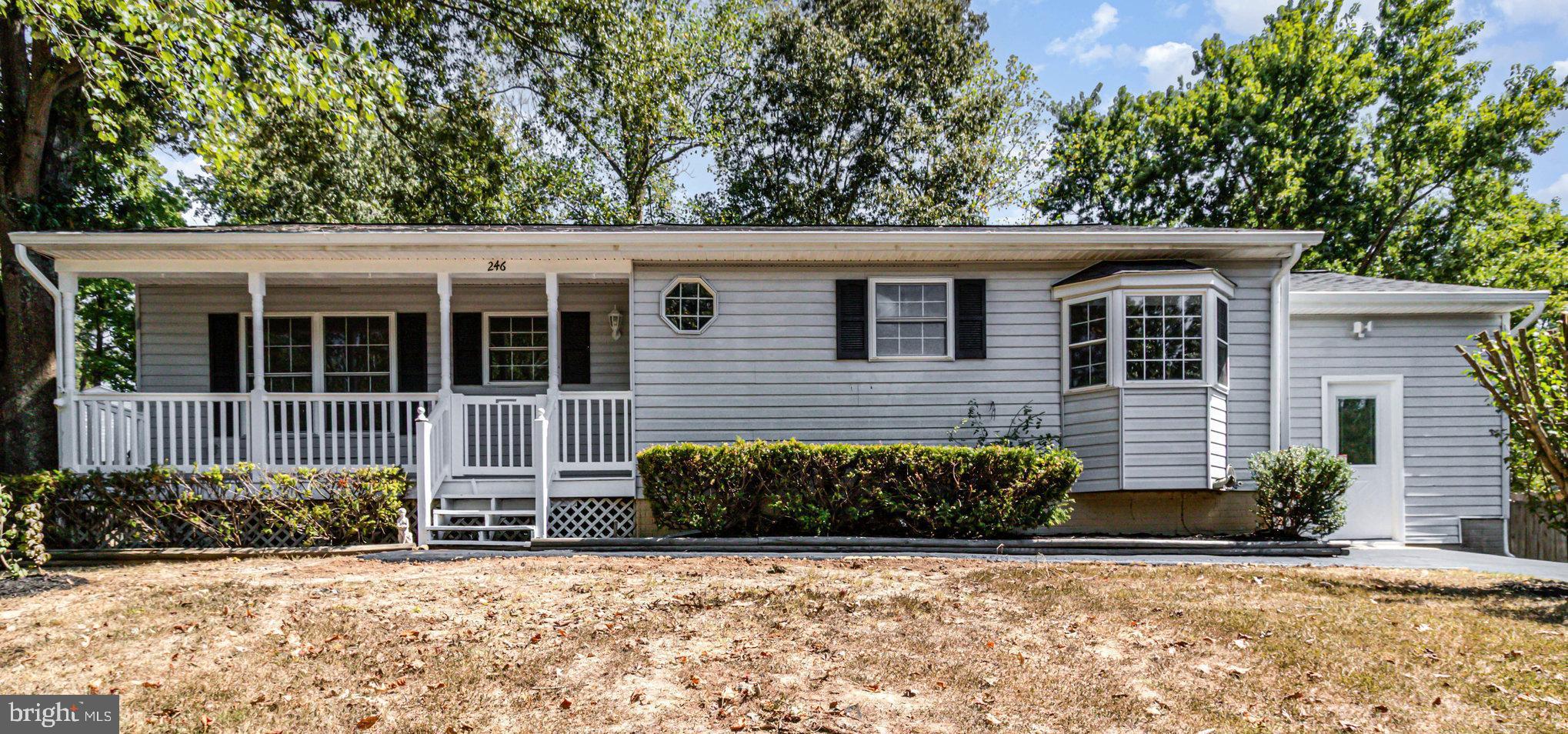246 VINE PLACE