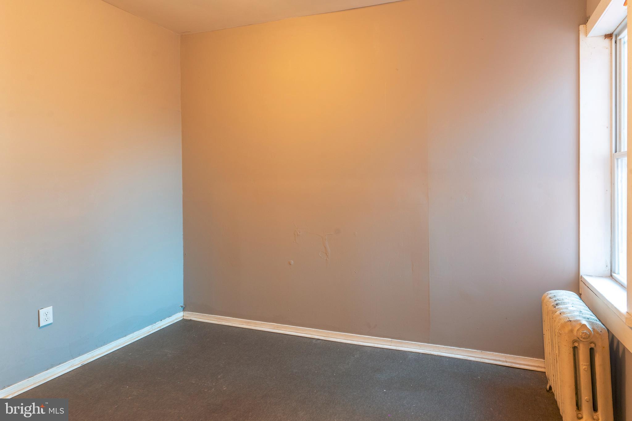 KENSINGTON - Residential