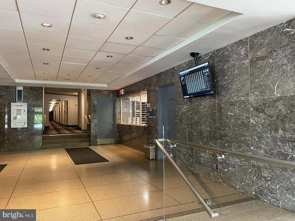 Additional image 12 of 2475 Virginia Avenue NW Unit 712, Washington, DC 20037