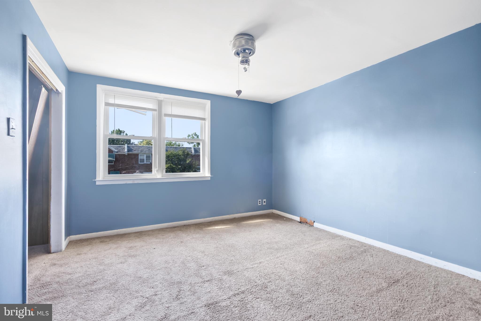 ELMWOOD PARK - Residential