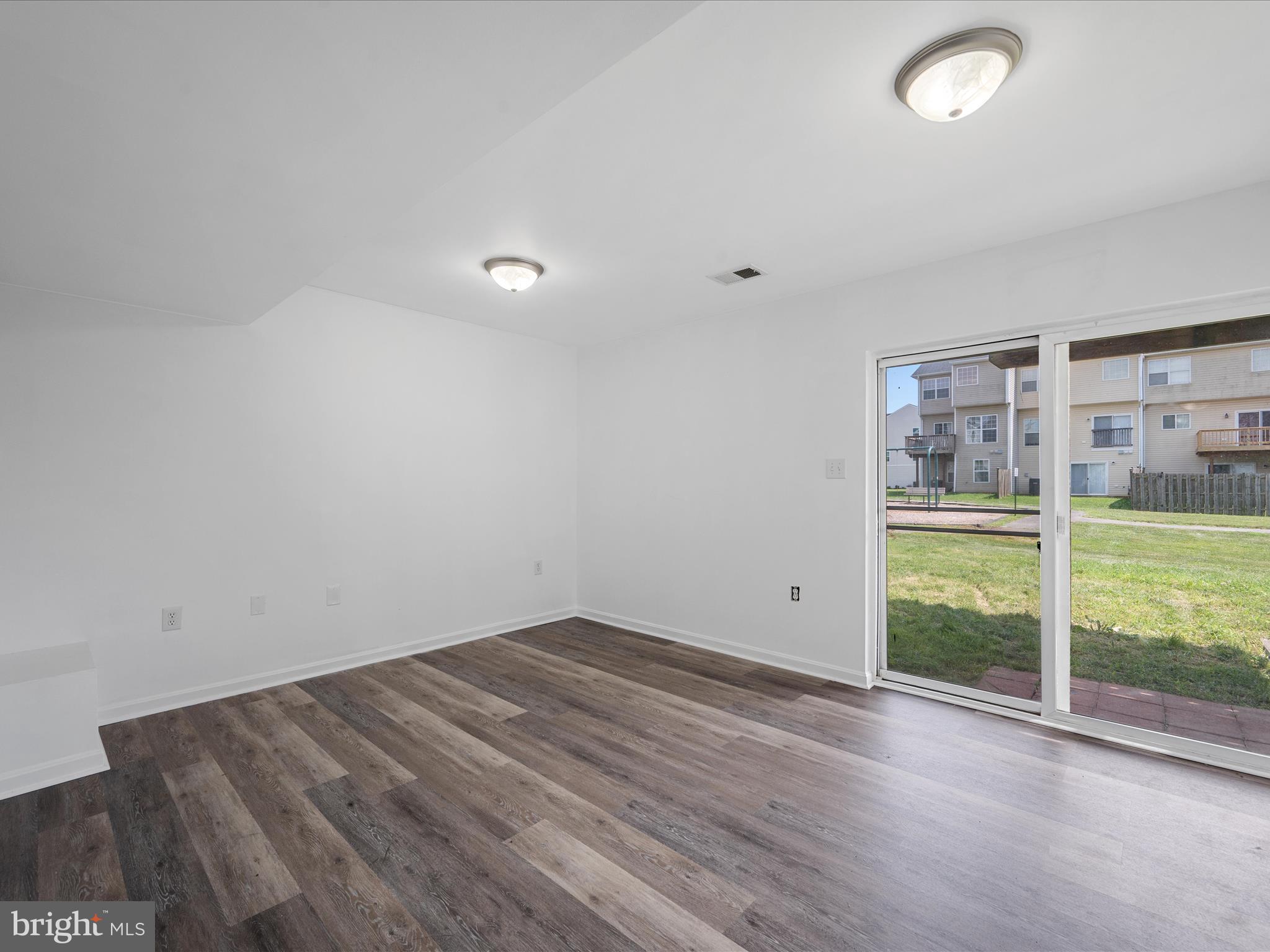 LIBERTY RUN - Residential