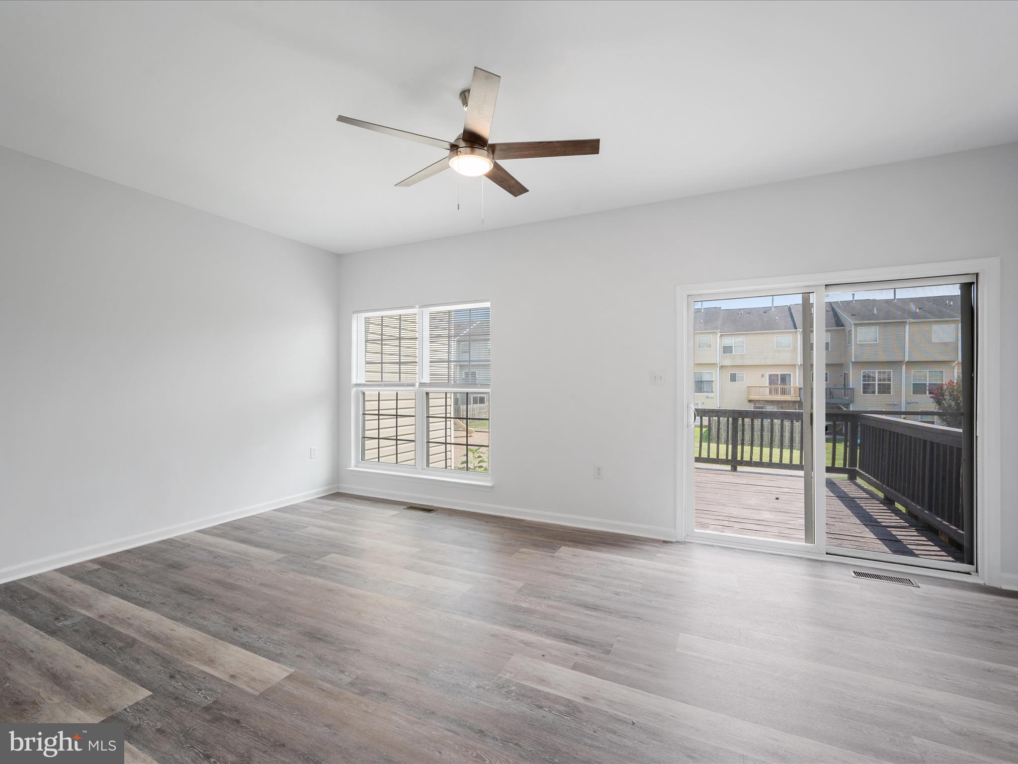 LIBERTY RUN - Residential