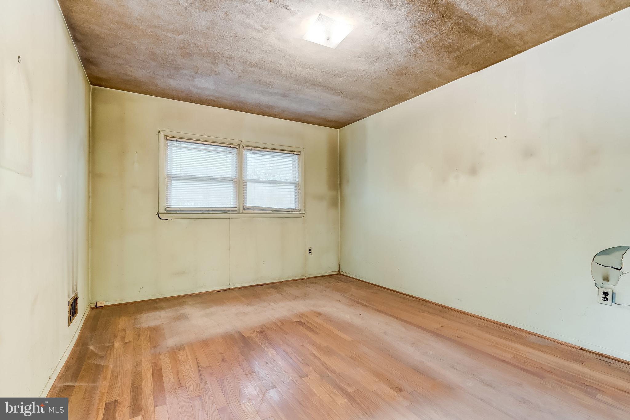 FAIRWAY GARDENS - Residential