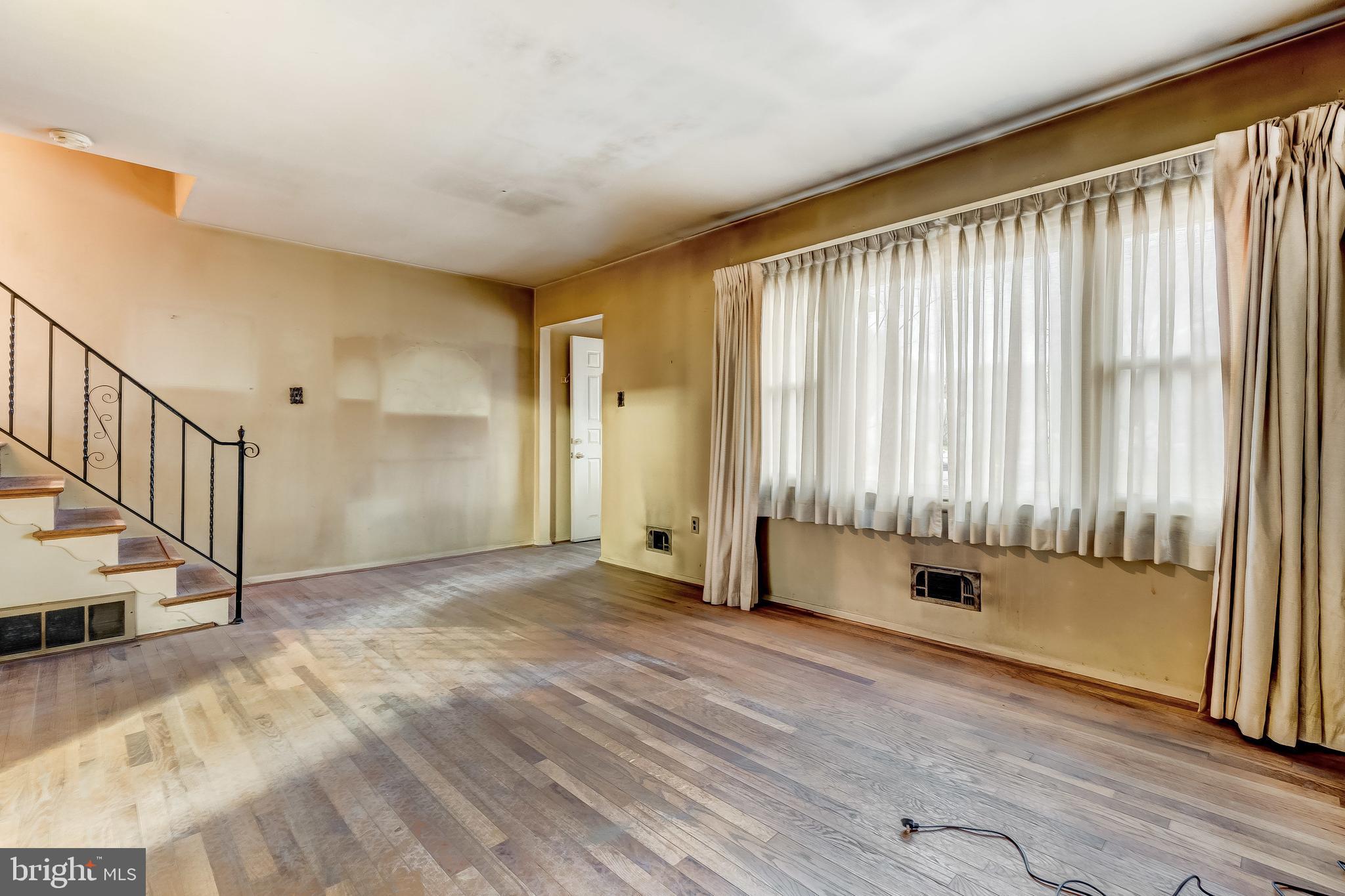 FAIRWAY GARDENS - Residential