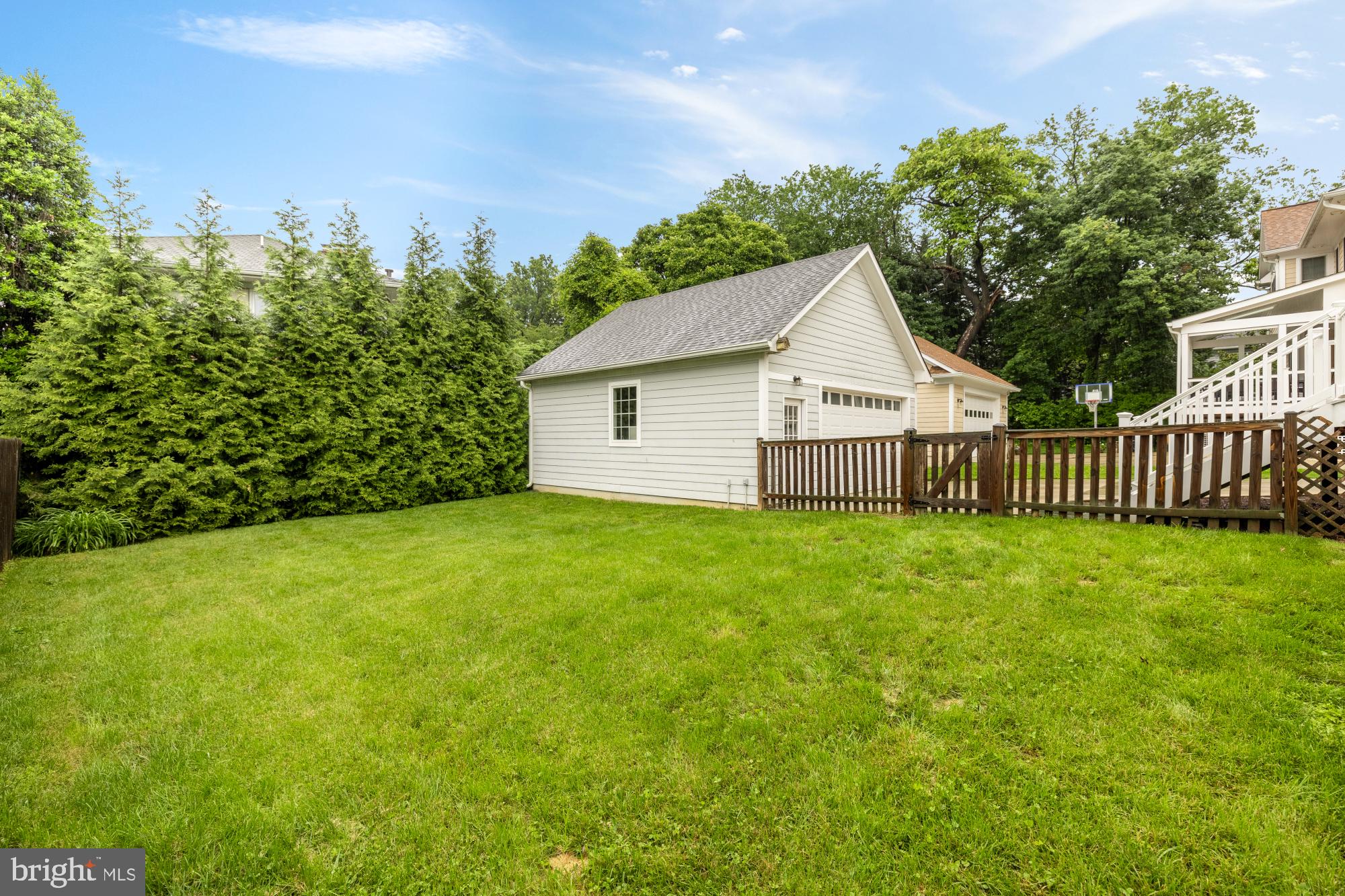 BATTERY PARK - Residential