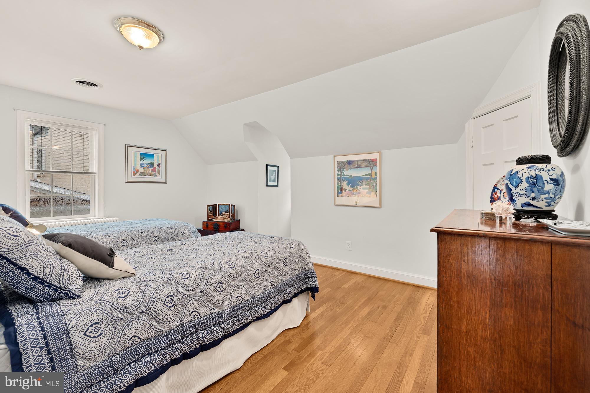 BATTERY PARK - Residential