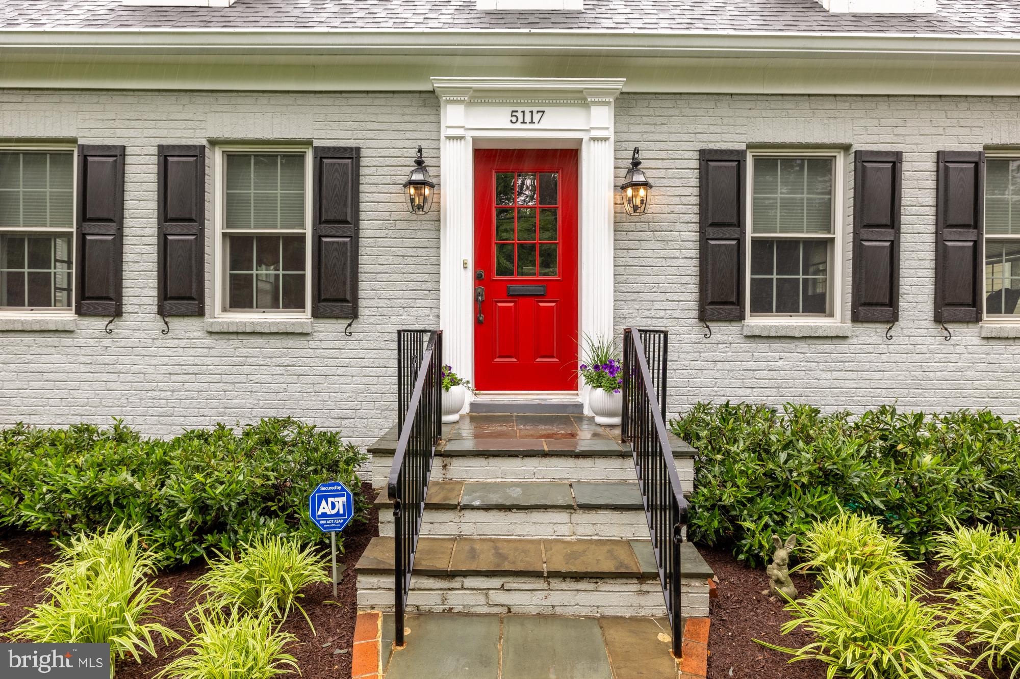 5117 WILSON LANE