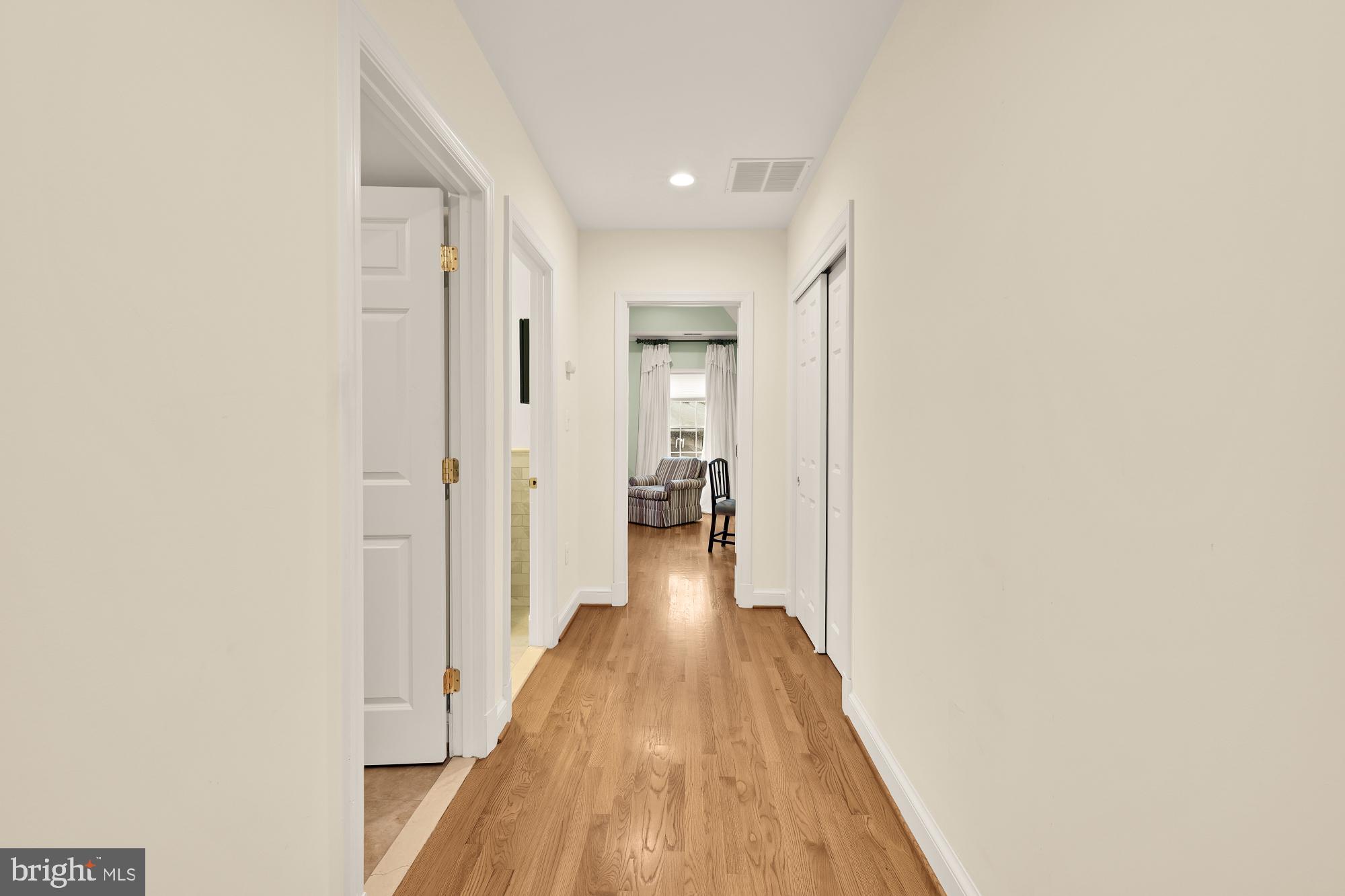 BATTERY PARK - Residential