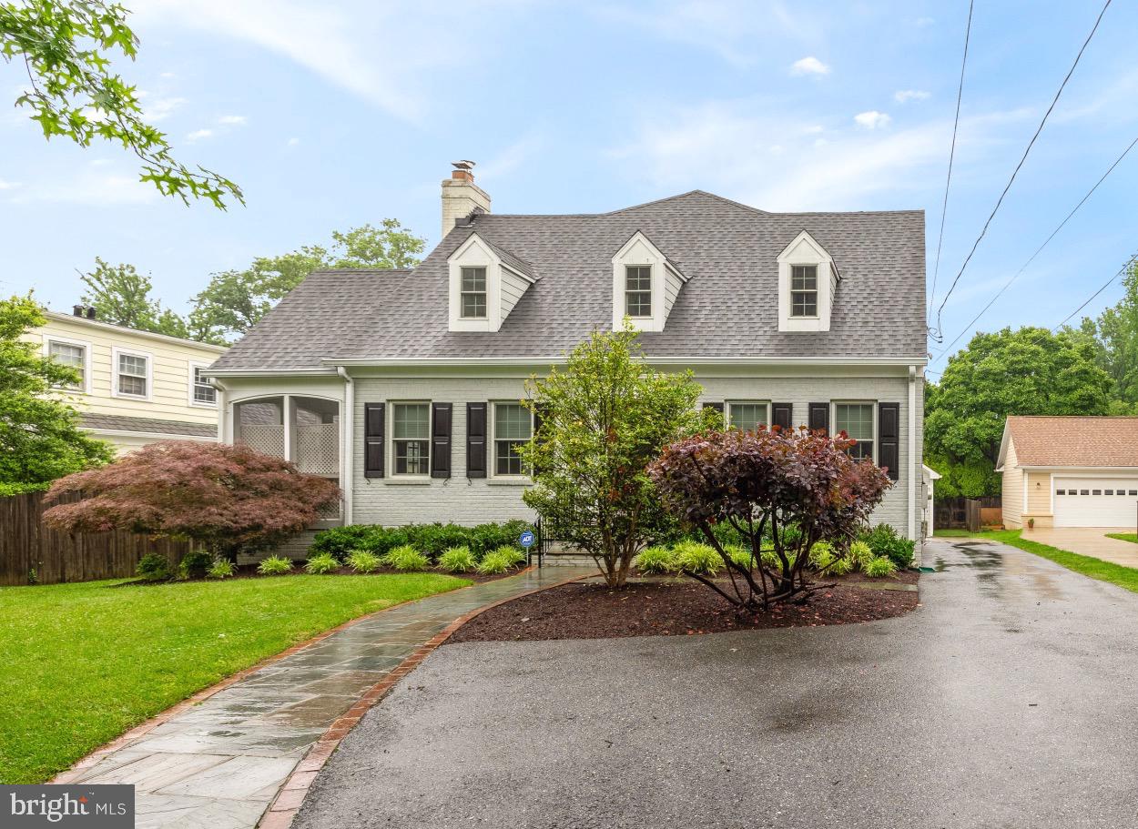 5117 WILSON LANE