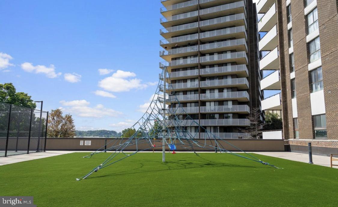 TEMPLETON OF ALEXANDRIA - Residential