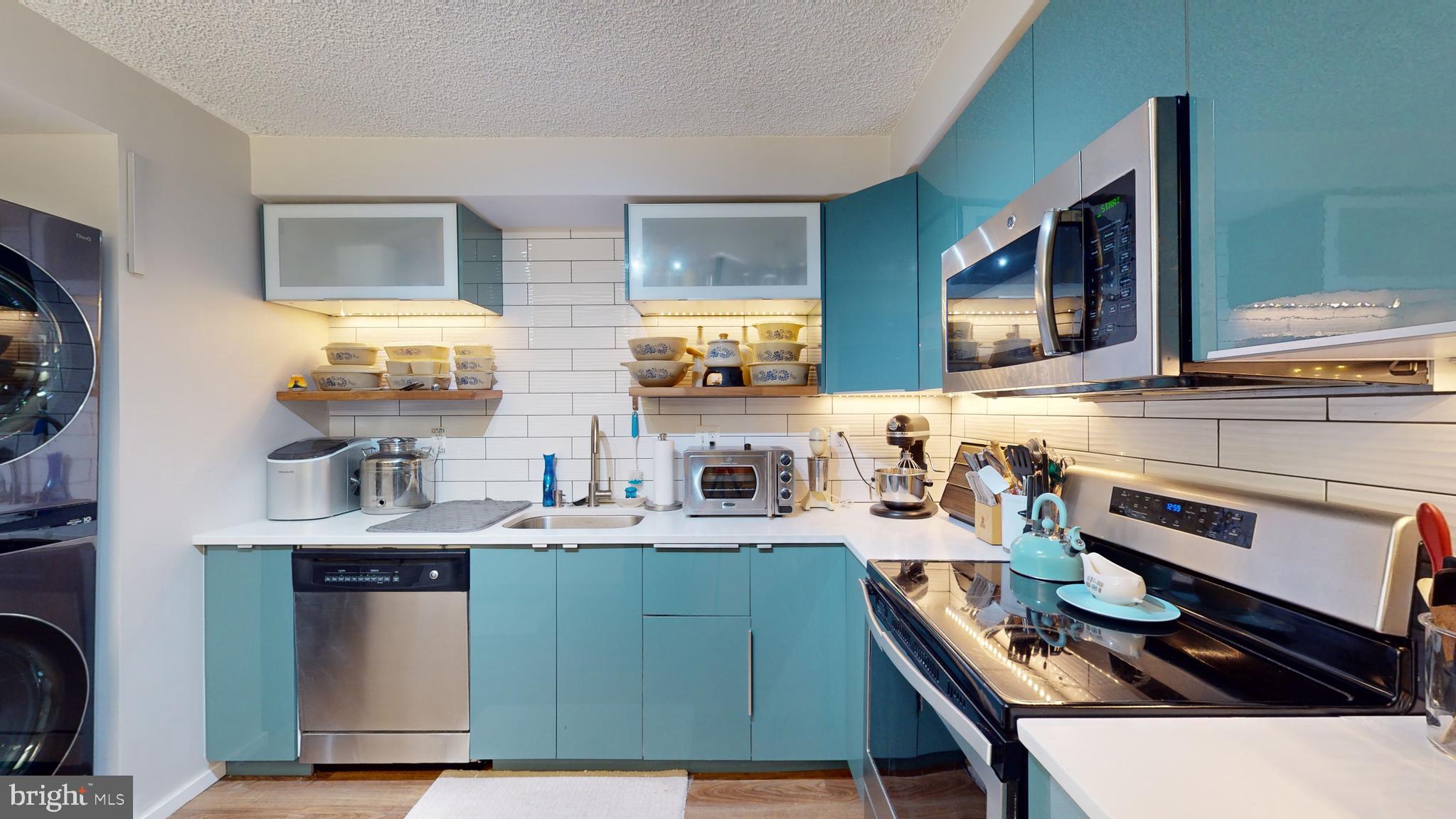 TEMPLETON OF ALEXANDRIA - Residential