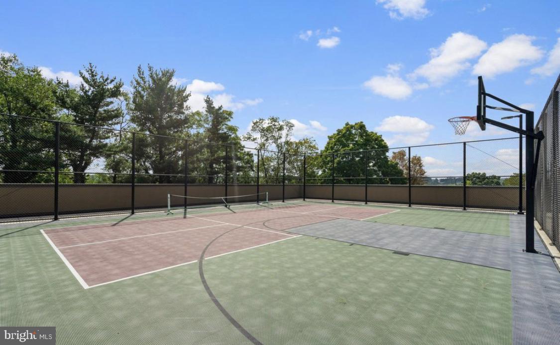 TEMPLETON OF ALEXANDRIA - Residential