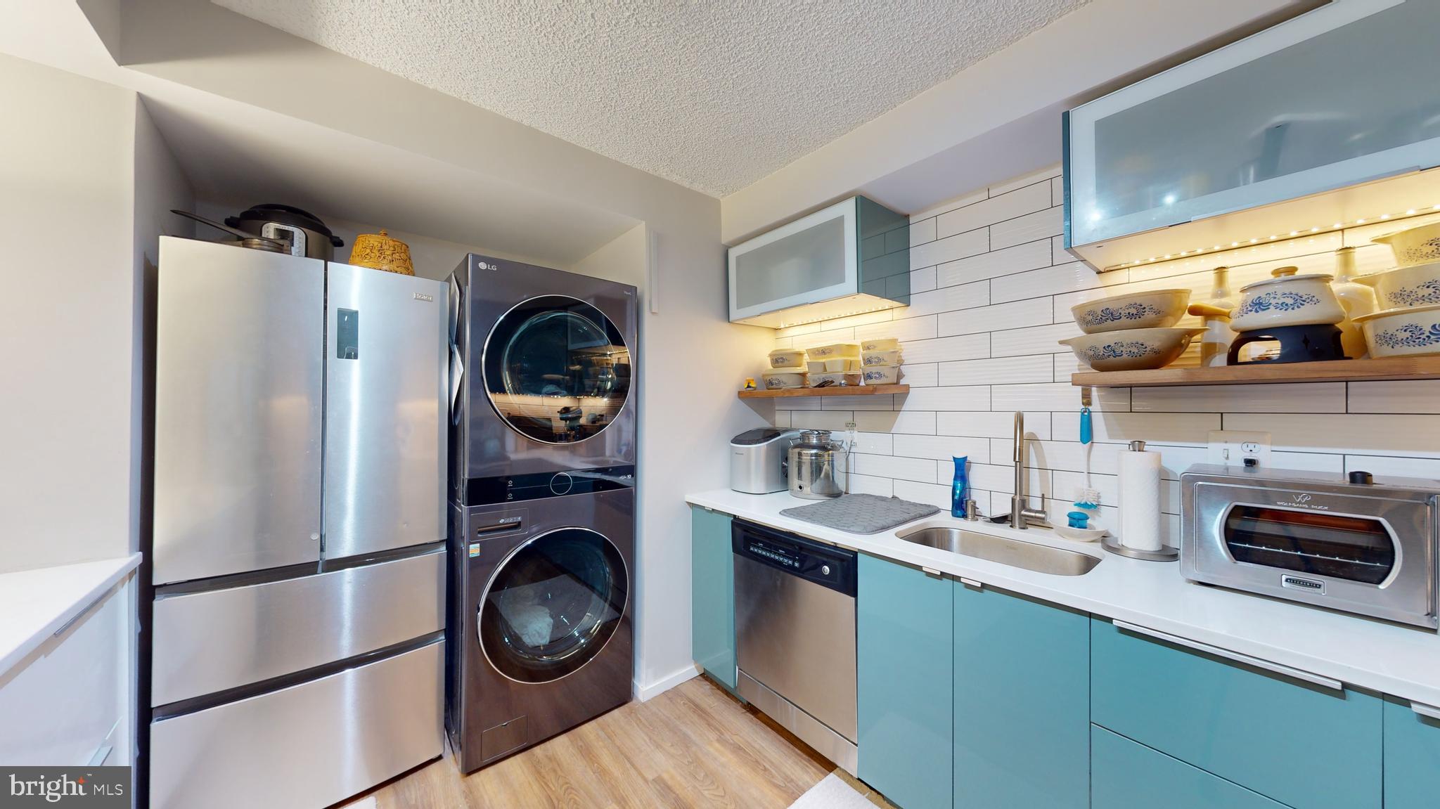 TEMPLETON OF ALEXANDRIA - Residential