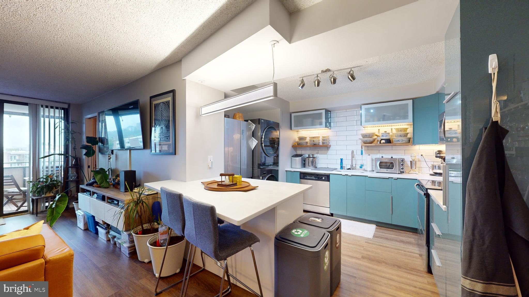 TEMPLETON OF ALEXANDRIA - Residential