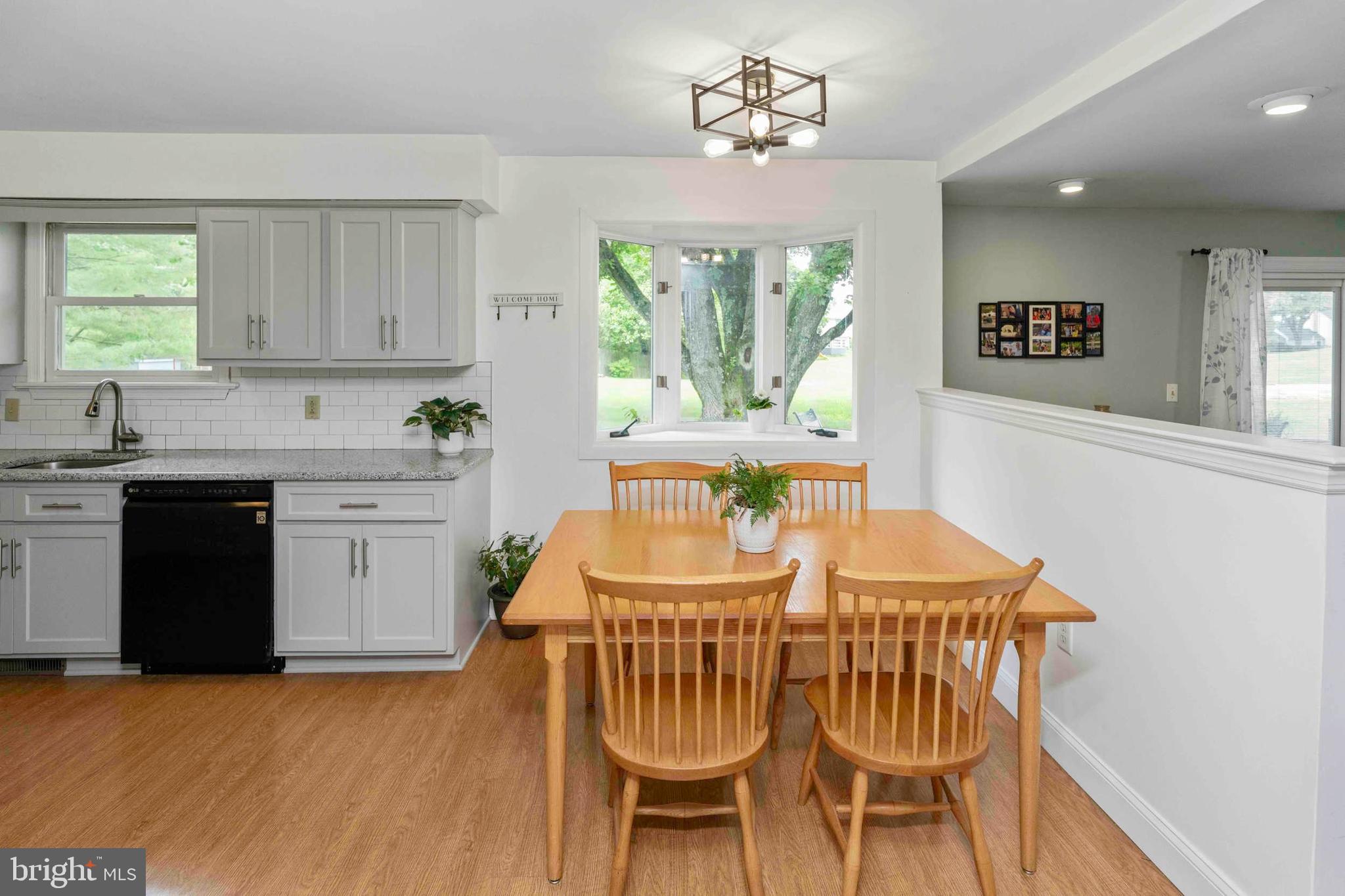 EAGLE MANOR - Residential