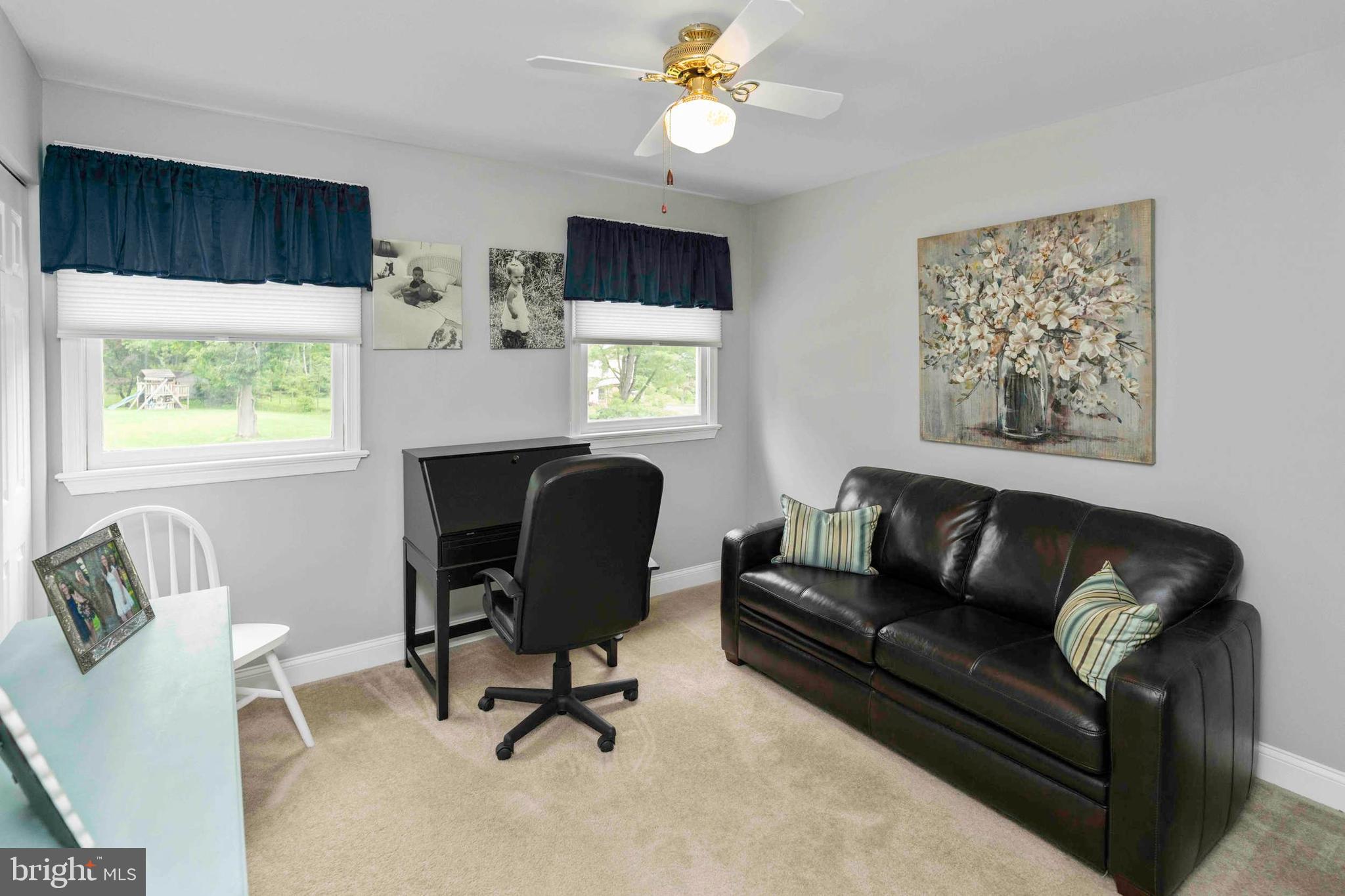 EAGLE MANOR - Residential