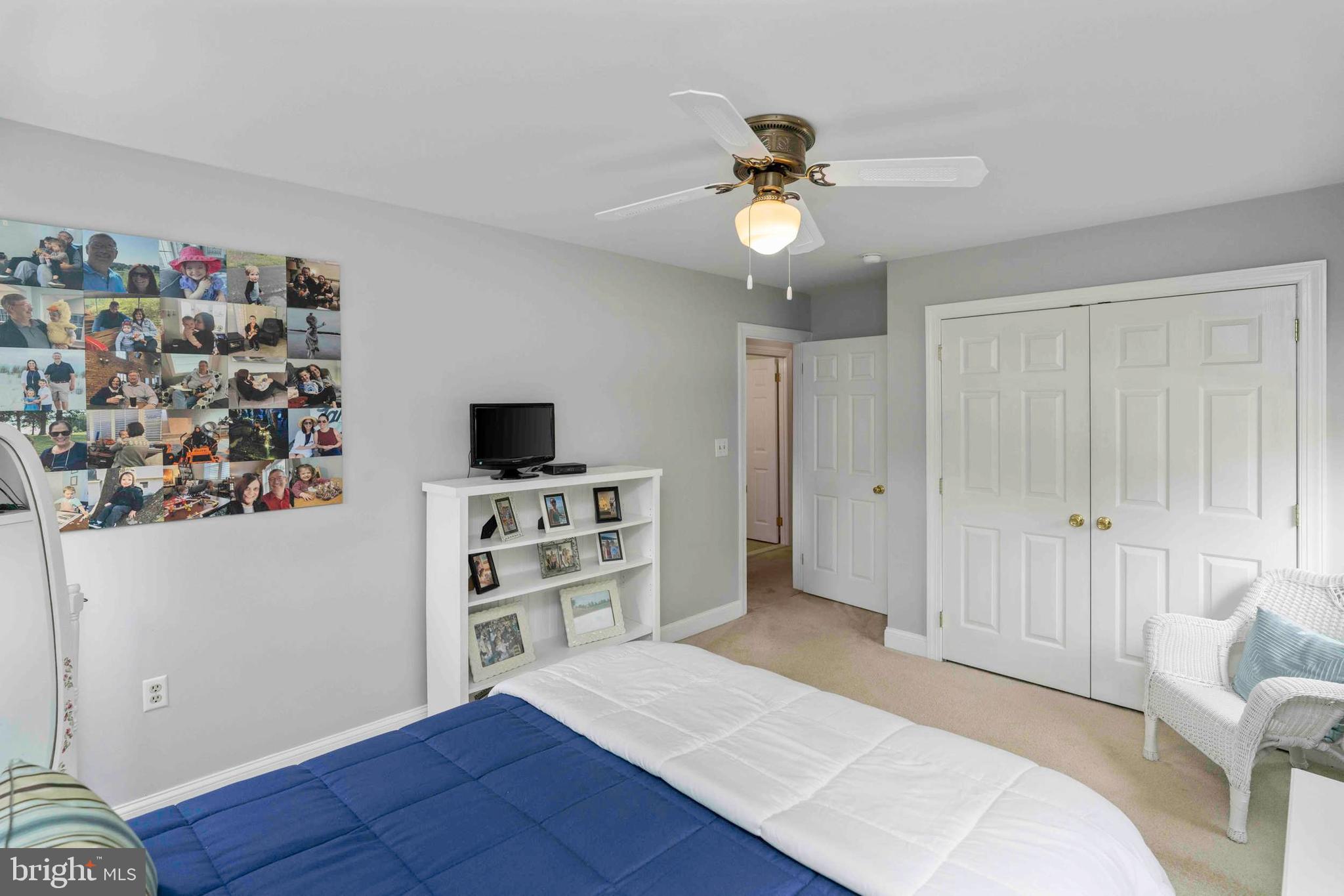 EAGLE MANOR - Residential