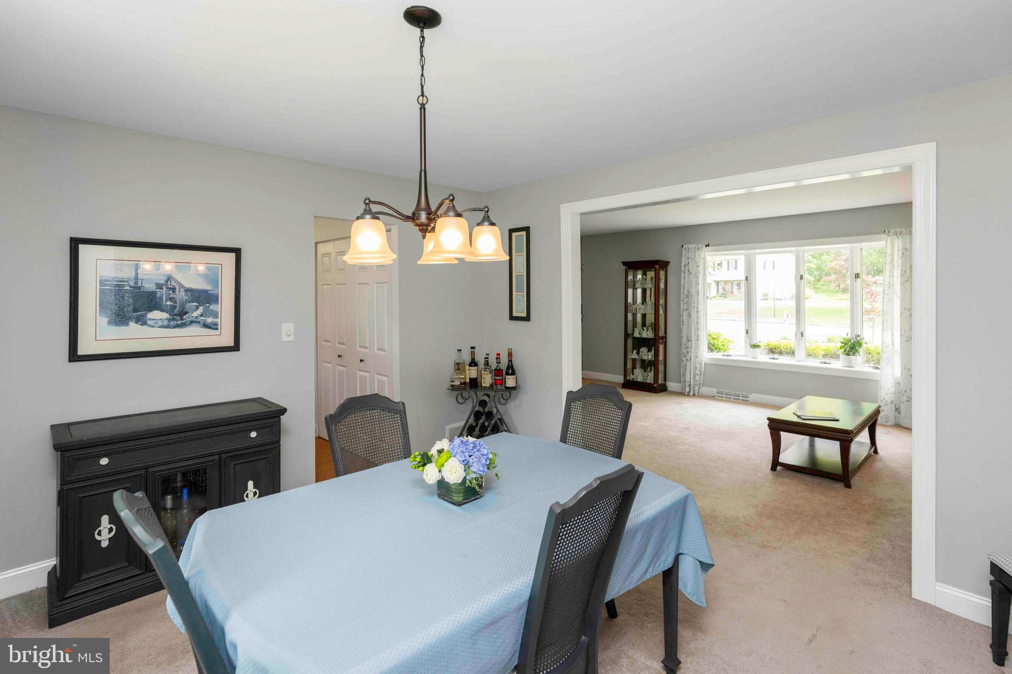 EAGLE MANOR - Residential